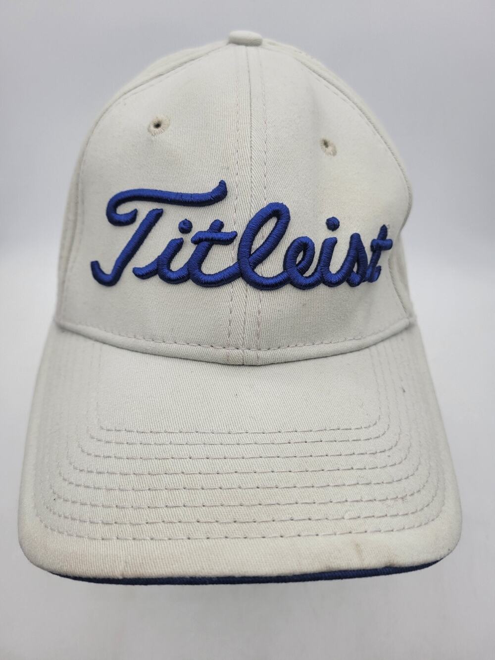 TITLIEST Golf Hat By NEW ERA Beige w/ Blue M/L Medium-Large Stretch Fit w/ Logo